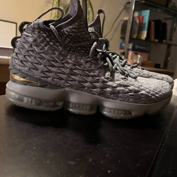 Nike Lebron 15 City Series - Picture 7 of 7